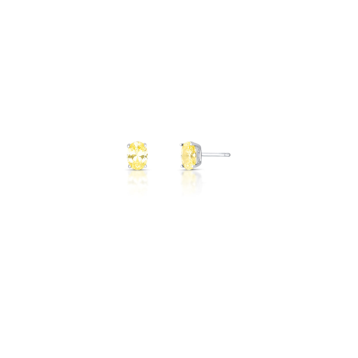 Brinco Ponto de Luz oval Prata 925