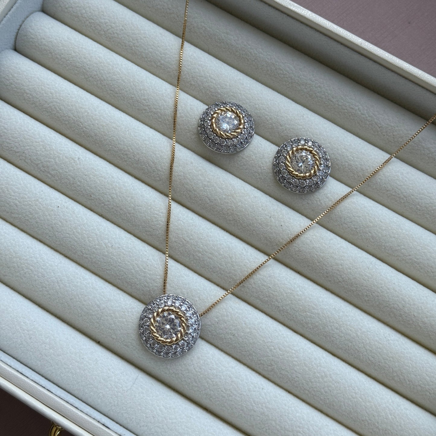 Colar Elegance